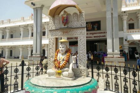 Mantralaya Raghavendra Swamy Temple Tour - Tempo Traveller Mangalore