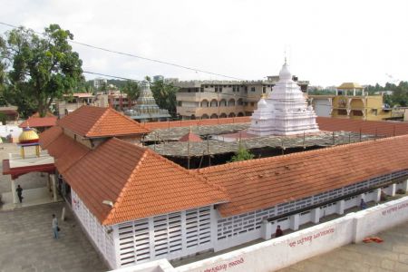Kadri Manjunath Temple - Tempo Traveller Mangalore