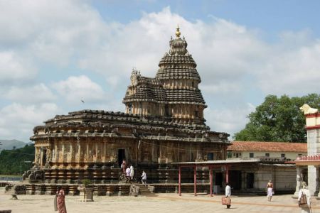 Sringeri Sharadamba Temple - Tempo Traveller Mangalore