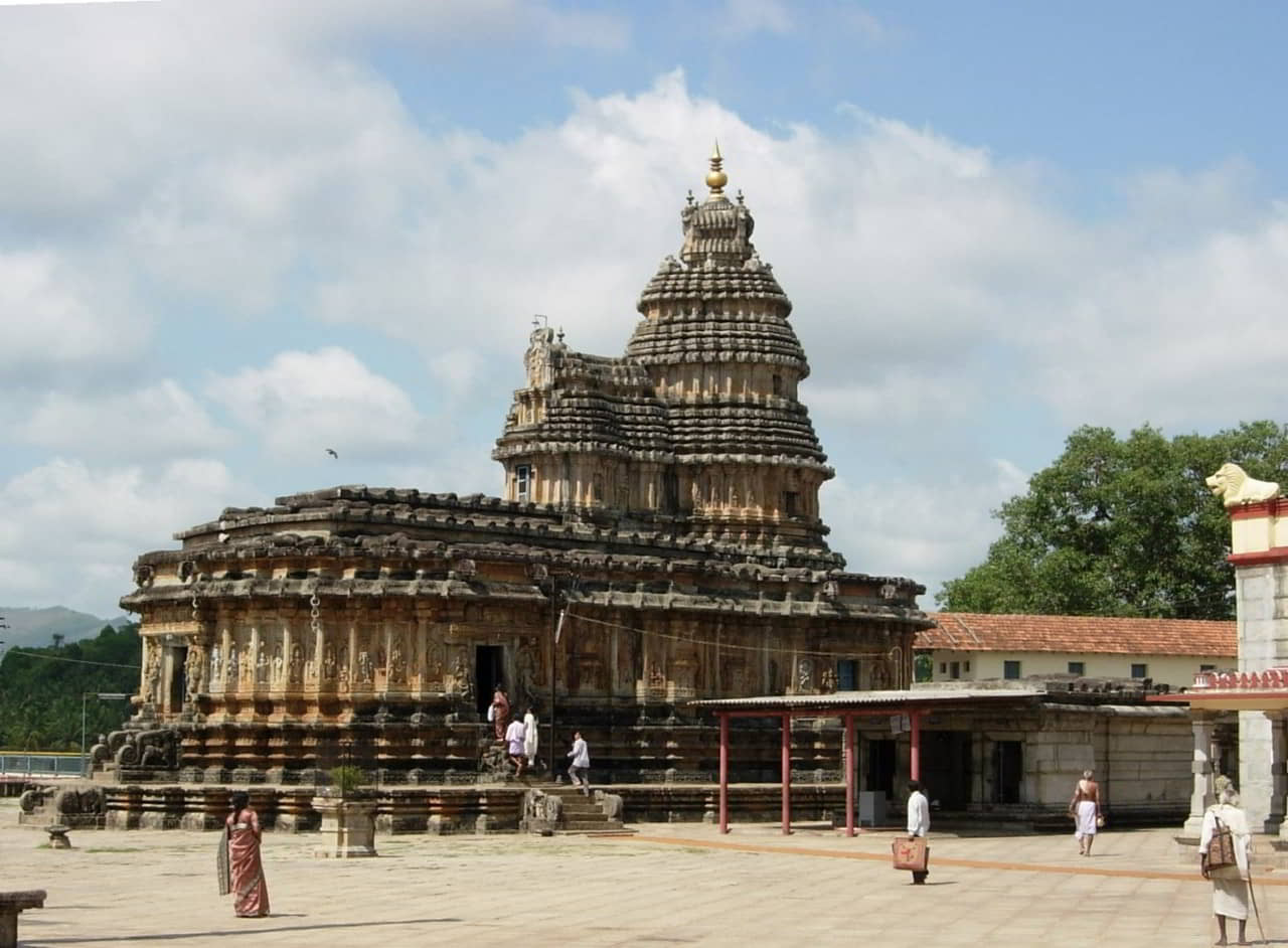 Sringeri Sharadamba Temple - Tempo Traveller Mangalore